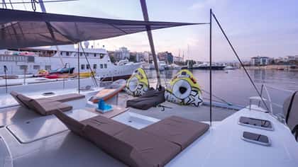NEW HORIZONS 2 15m sailing yacht charter, photo 9