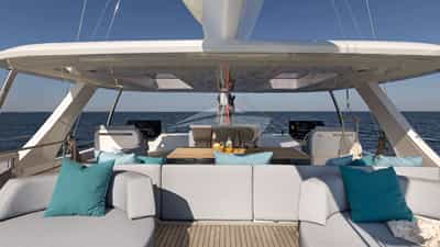 Flybridge