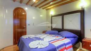Double Cabin