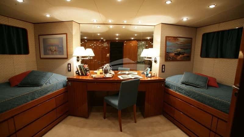 SOUTH PAW C 35m motor yacht charter, photo 9
