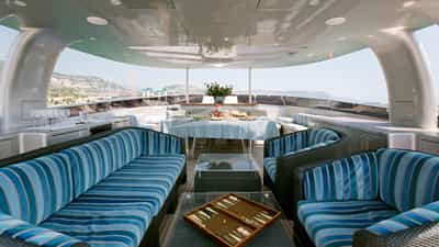 Deck seating area