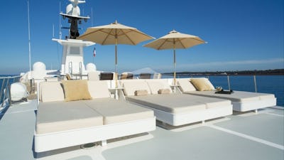 ILLUSION I YACHT FOR CHARTER
