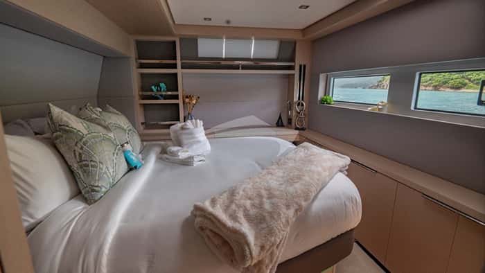 ISLAND HOPPIN' 55 17m sailing yacht charter, photo 5