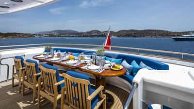 Upper Deck
