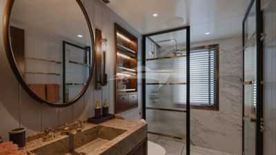 Guest Bathroom 2
