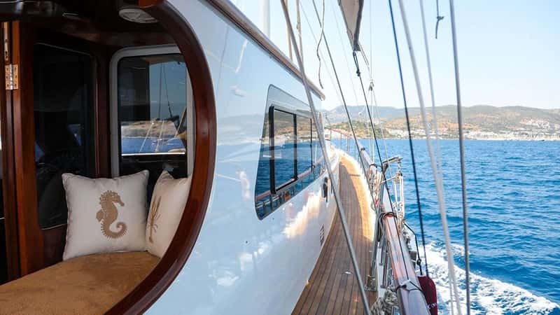 ULUCINAR 26m motor yacht charter, photo 4