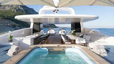 Top Deck