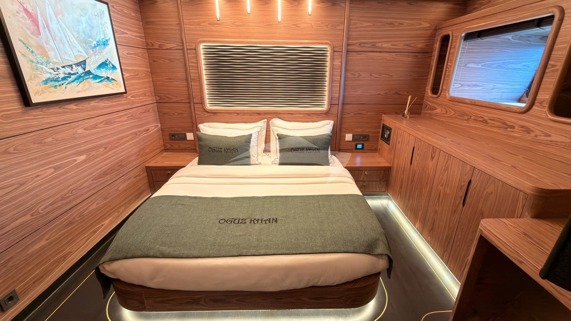 Port 2 Cabin