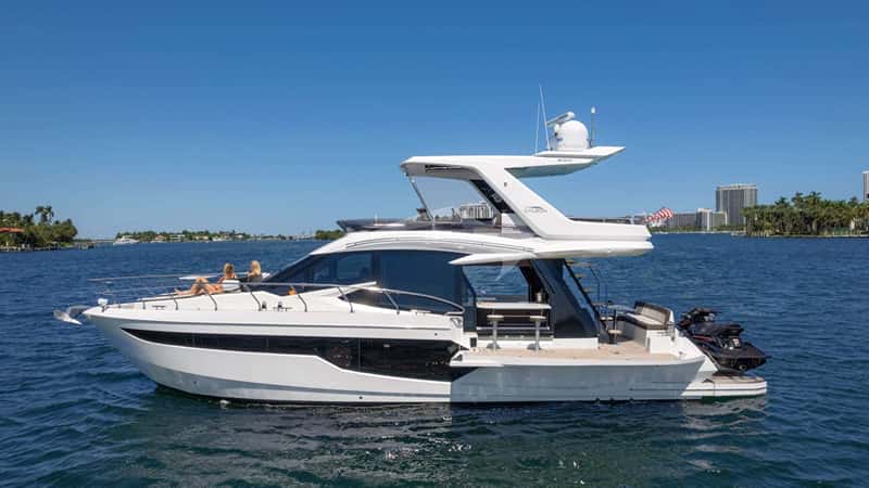 INFINITY 16m motor yacht charter