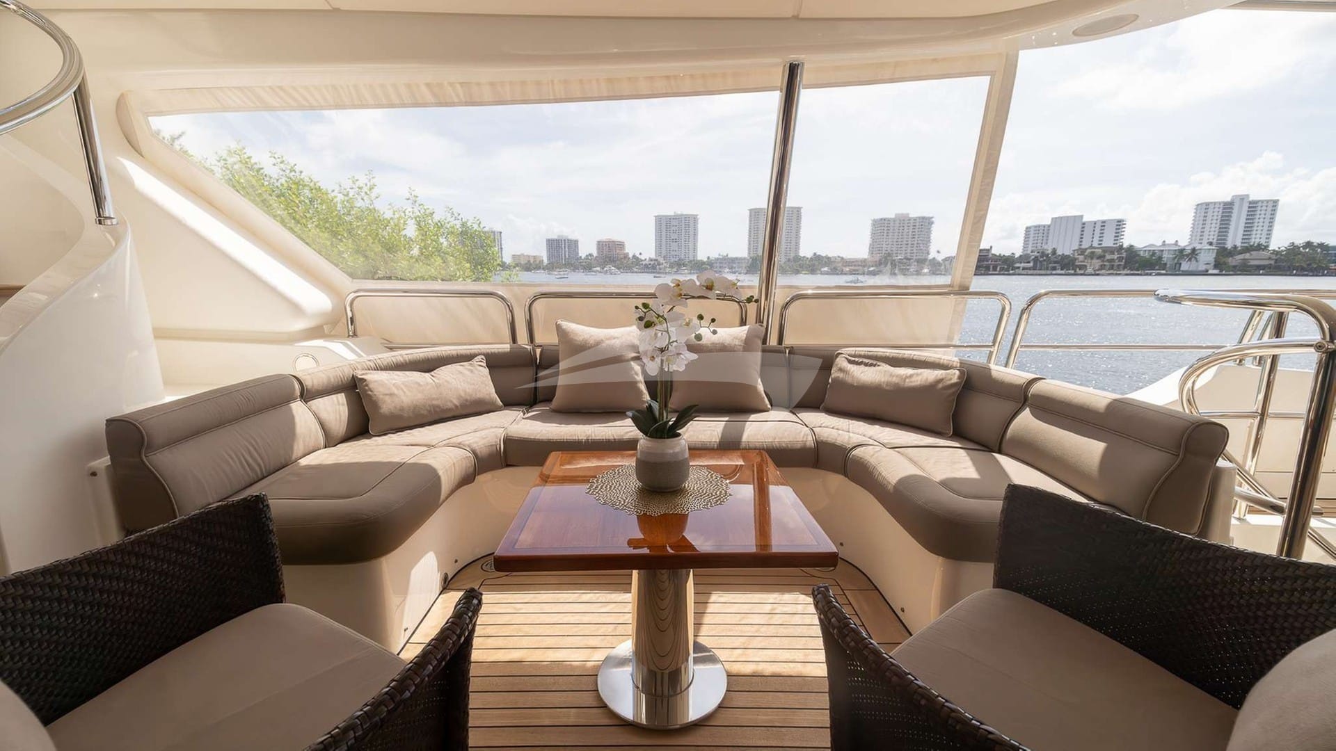 Upper Deck Lounge Area