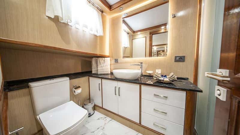 KAAN AYAZ 38m motor yacht charter, photo 7