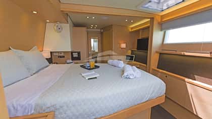 COOL BREEZE 17m sailing yacht charter, photo 12