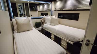 PORT VIP