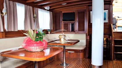 DONNA MARISA 27m sailing yacht charter, photo 11