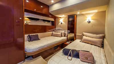 Twin Cabin
