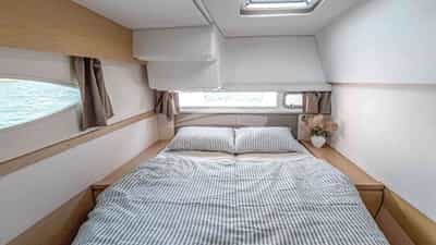 Queen cabin