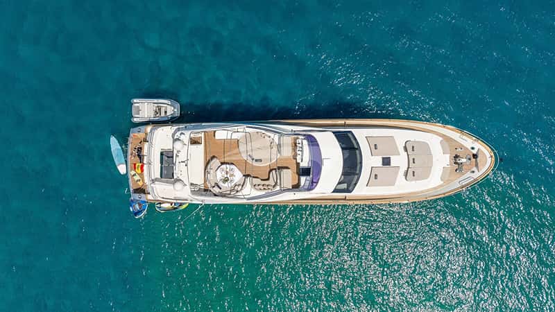 KIAWAH II 30m motor yacht charter, photo 4