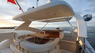 Flybridge