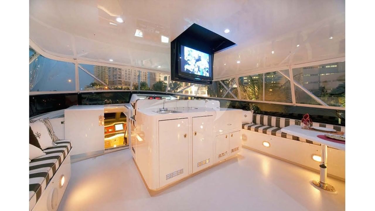 Flybridge helm. grill and bar