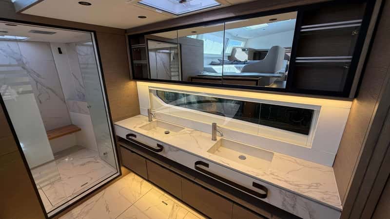 XQUISITE HYBRID 18m motor yacht charter, photo 7