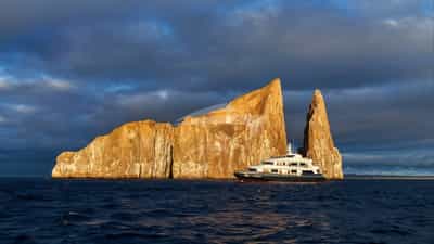 Galapagos Horizon Trimaran