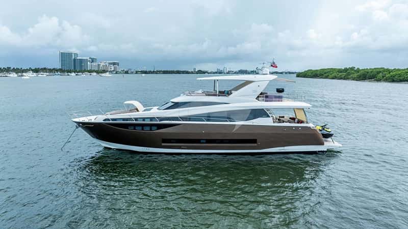 OCEANA 23m motor yacht charter