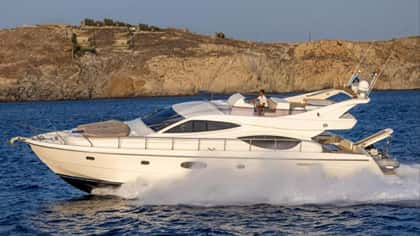 CARTE BLANCHE 17m motor yacht charter, photo 7