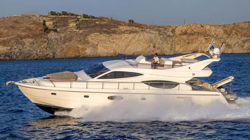 CARTE BLANCHE 17m motor yacht charter, photo 7