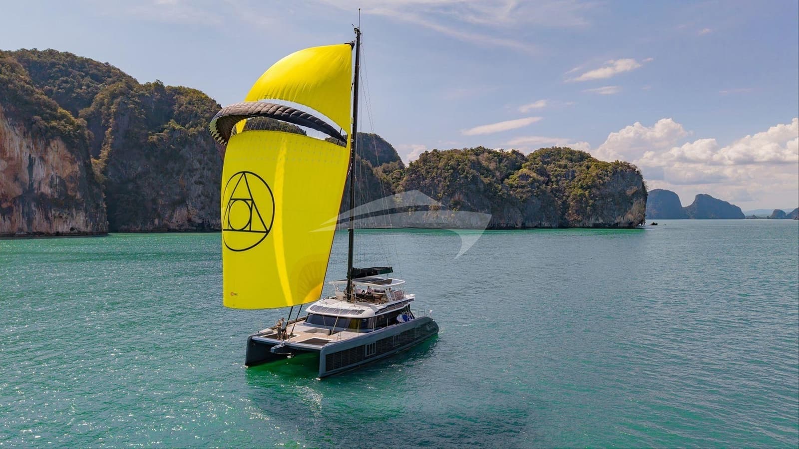 E-MOTION, photo from the yacht portfolio 15