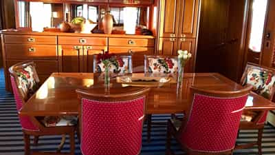 Formal Dining
