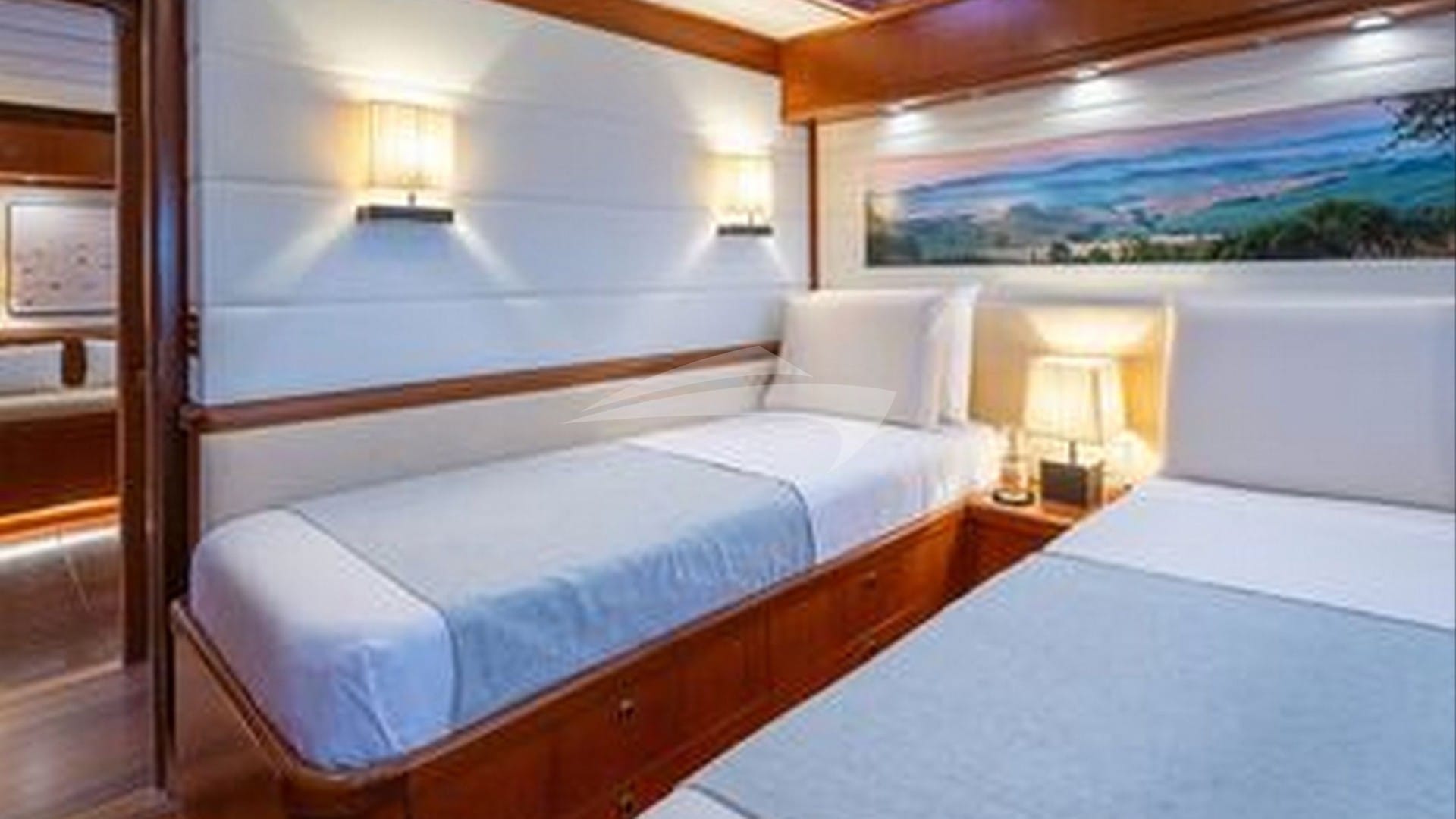 Twin Cabin