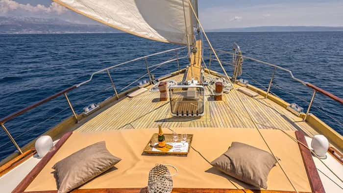 ANGELICA 30m motor yacht charter, photo 4