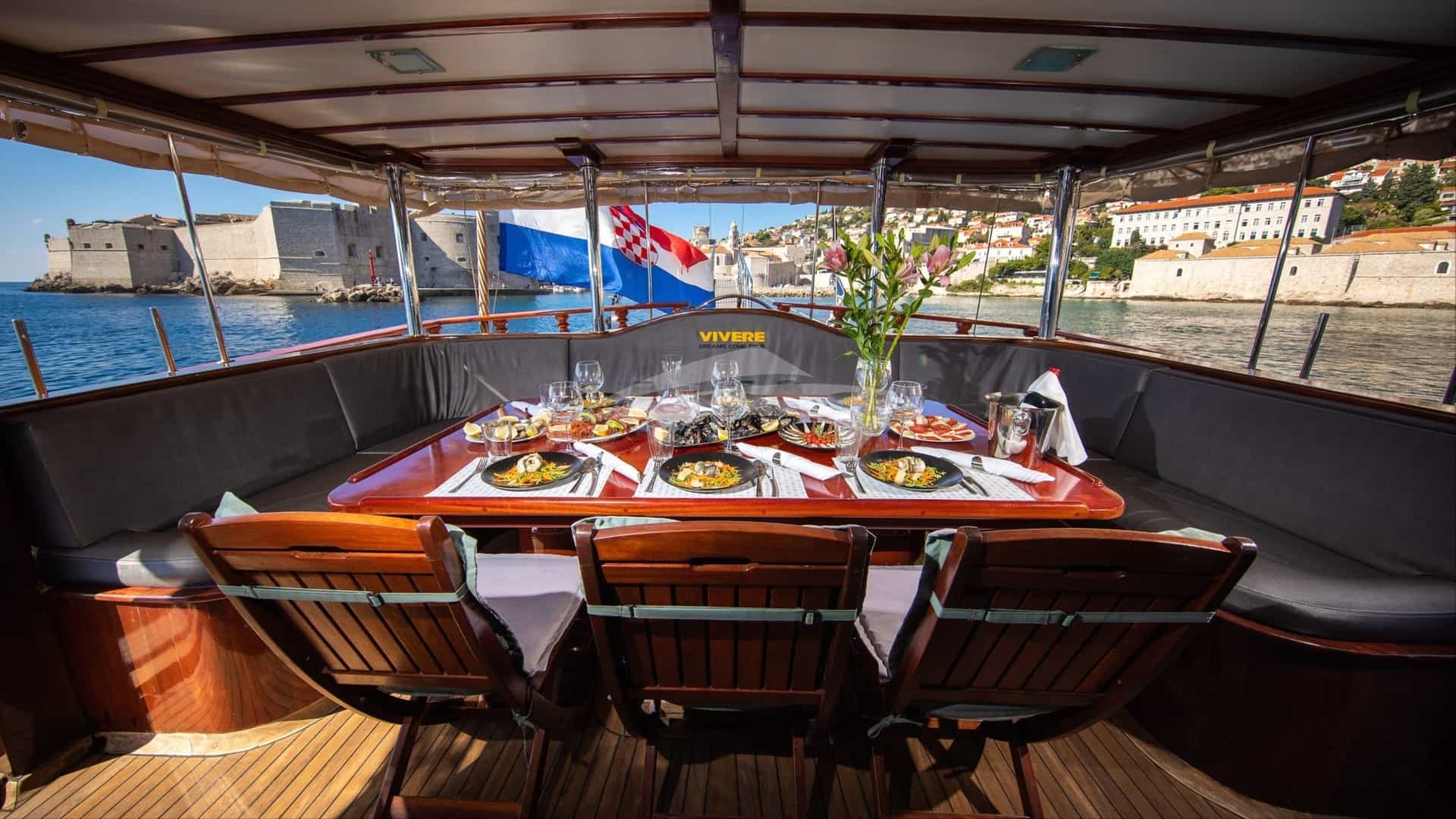 Deck Dining