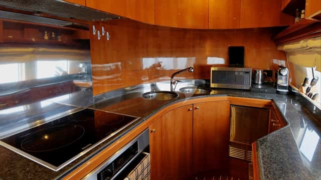 GRAVITY yacht charter photo 4