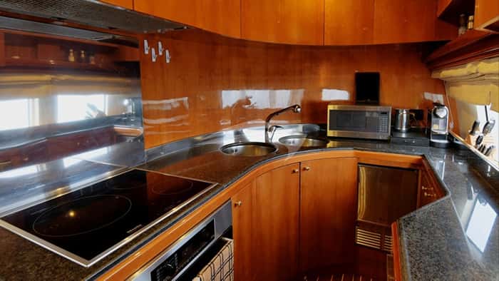 GRAVITY 26m motor yacht charter, photo 5