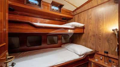 Pullman Cabin