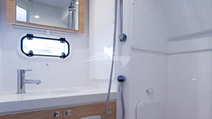 LICENSE TO CHILL 17m sailing yacht charter, photo 13