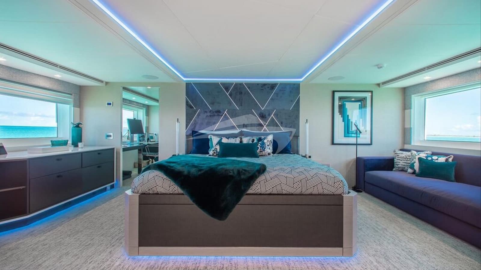 CURFEW II, photo from the yacht portfolio 10