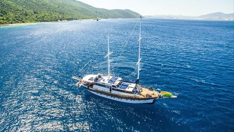 GOLDEN GLORY 24m sailing yacht charter, photo 2