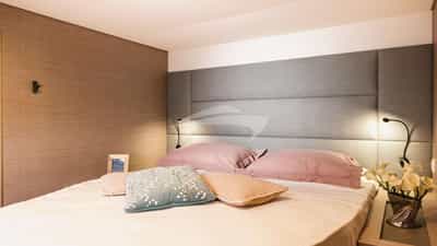 Front cabin 1