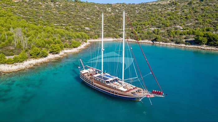 NOSTRA VITA 32m sailing yacht charter, photo 3