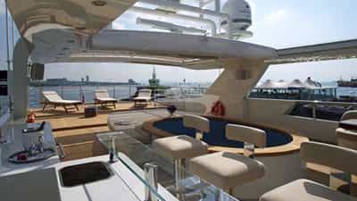 Top Deck & Bar