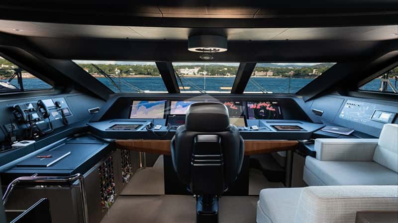 JAG'B 33m motor yacht charter, photo 6