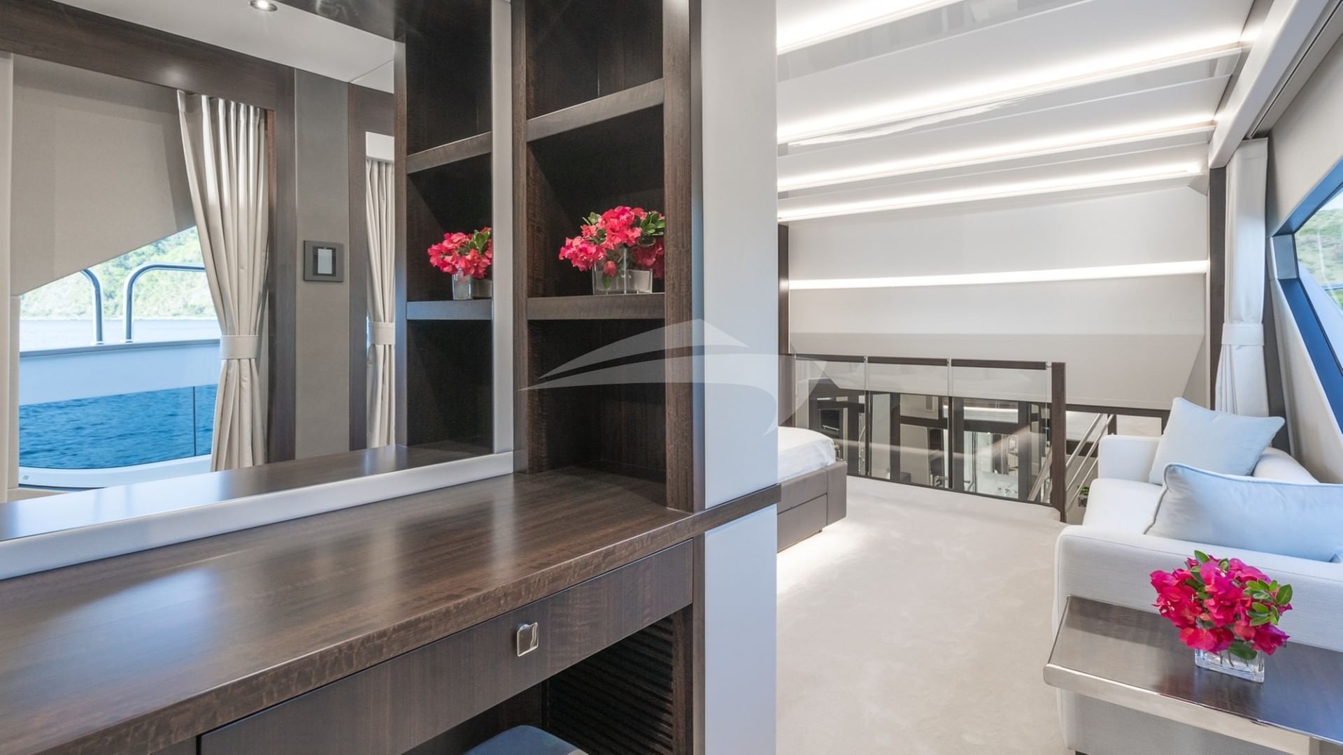 MAIN DECK MASTER STATEROOM FOYER