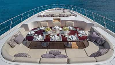 Deck Dining