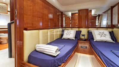 Twin Cabin