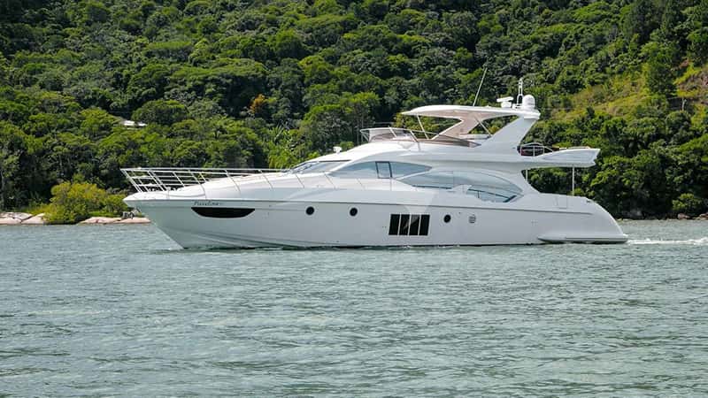 LUPO II 21m motor yacht charter