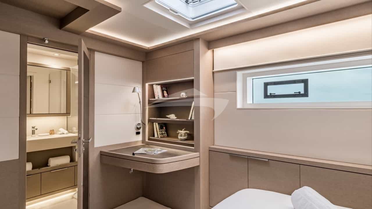 FW Guests bathroom - N. Claris picFW Guests cabin - N. Claris pic