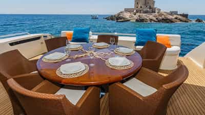 Aft Deck Dining