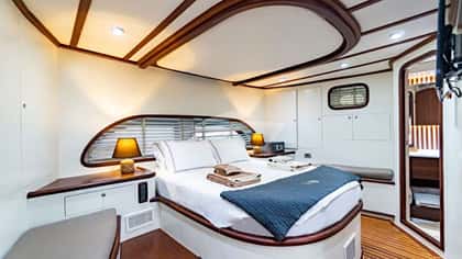 LUJA 28m sailing yacht charter, photo 10